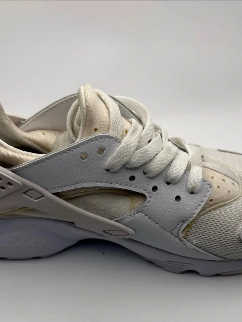 Nike Kids White and Tan Lace-Up Sneakers 6.5